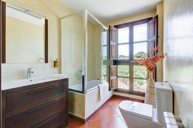 Masia Can Canyes & Spa image