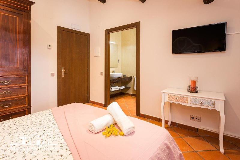 Masia Can Canyes & Spa image