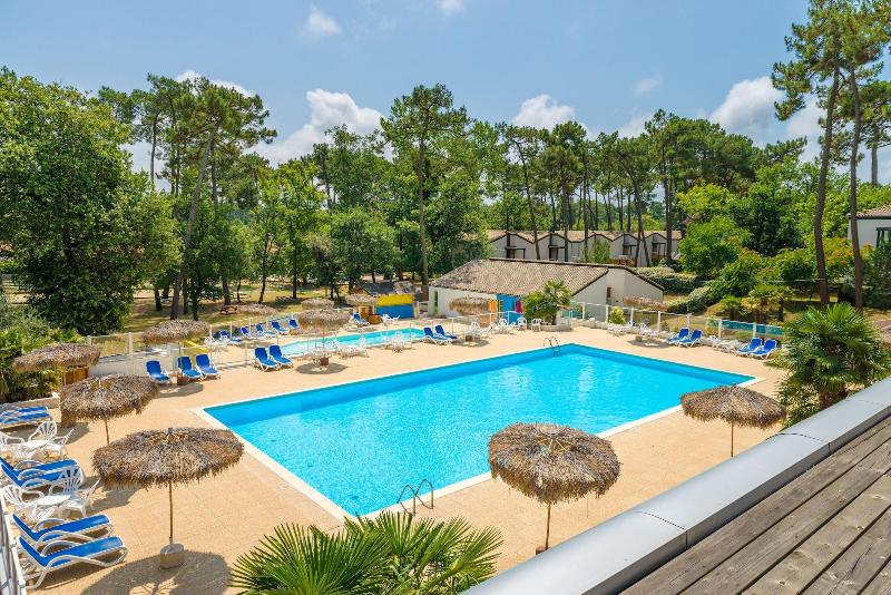 Azureva Ronce Les Bains image