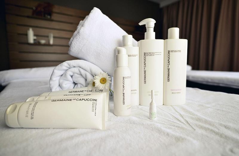 Hotel and SPA Crystal image