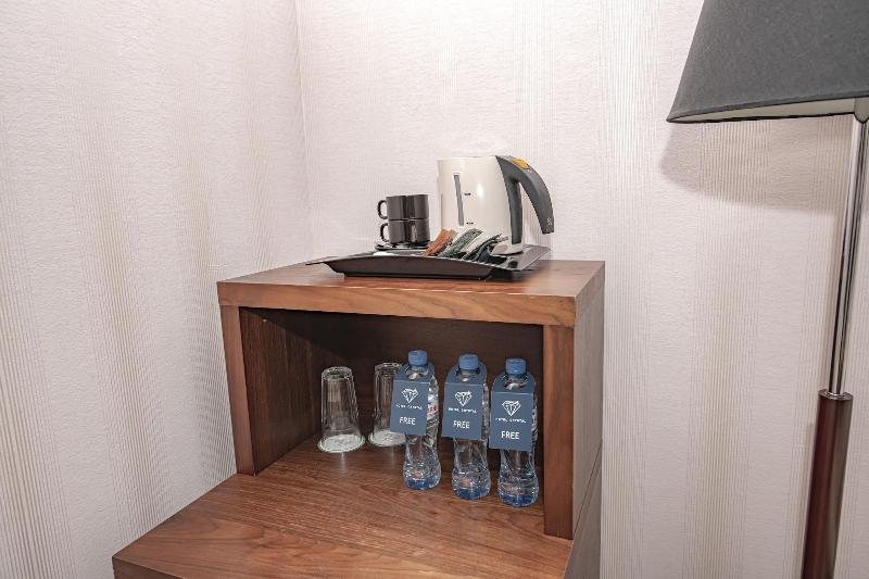 Hotel and SPA Crystal image