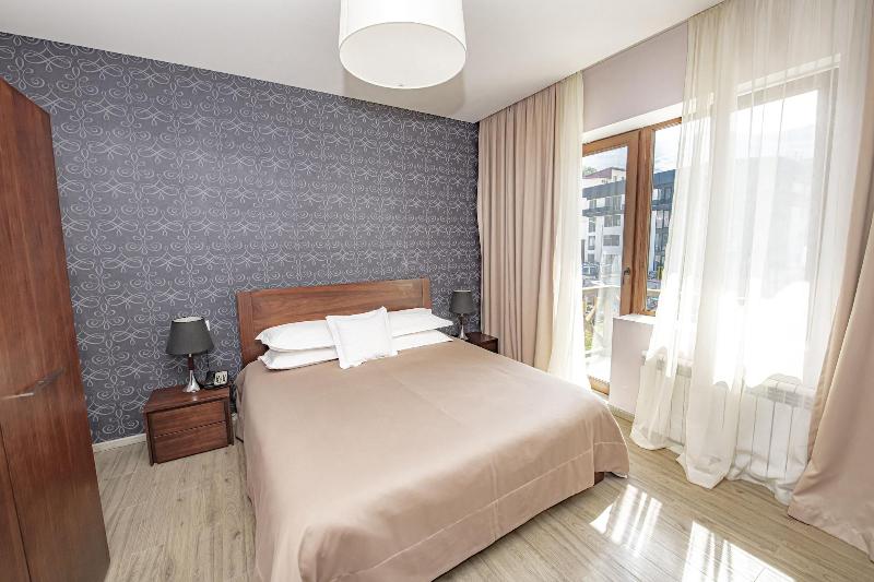 Hotel and SPA Crystal image