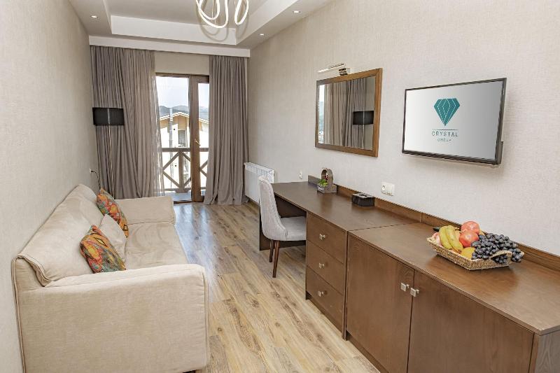 Hotel and SPA Crystal image