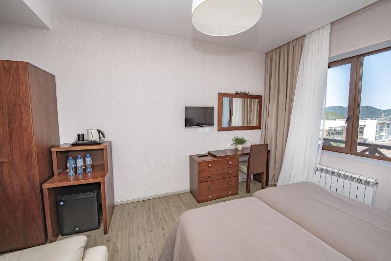 Hotel and SPA Crystal image