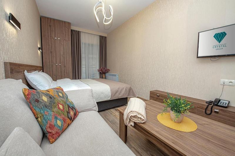 Hotel and SPA Crystal image