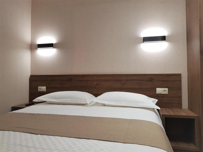 Hotel and SPA Crystal image