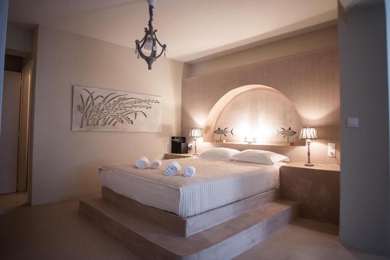 Porto Koundouros Villas image