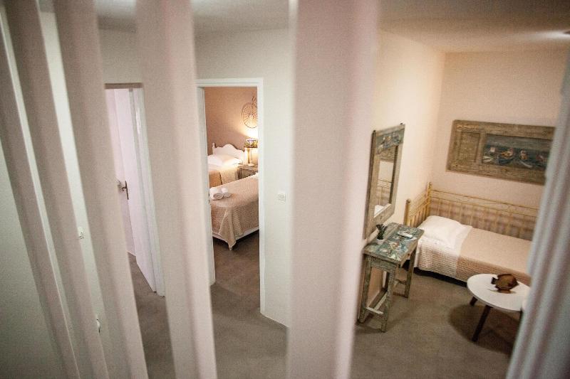 Porto Koundouros Villas image