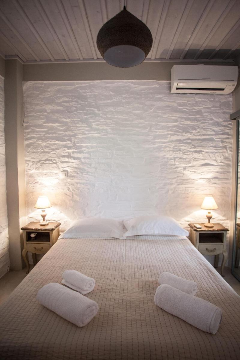 Porto Koundouros Villas image