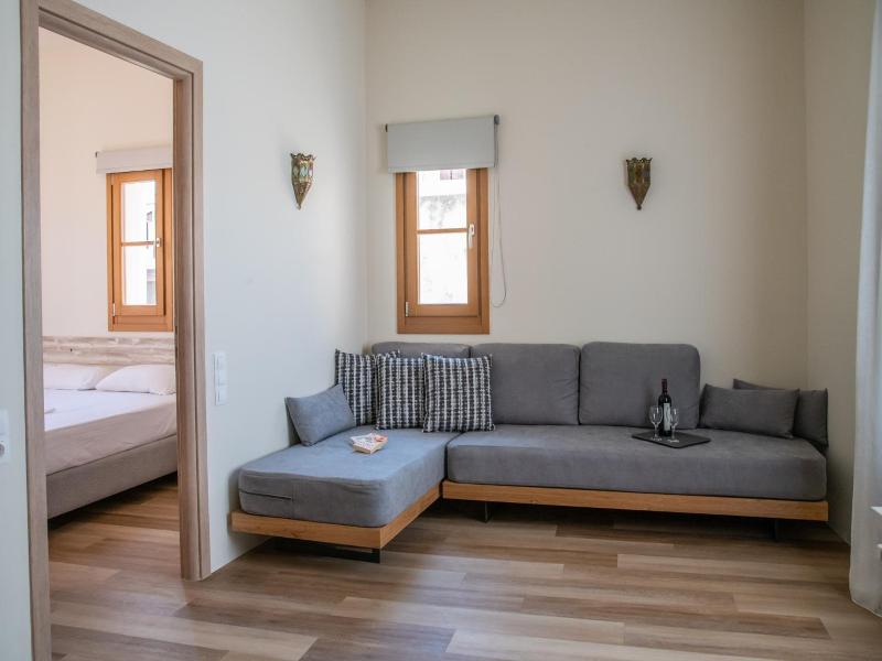Veranda Rossa Suites image