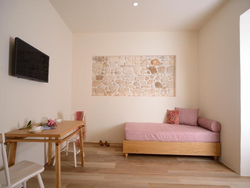 Veranda Rossa Suites image