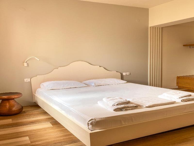 Veranda Rossa Suites image