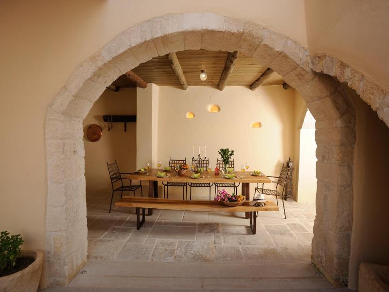 Veranda Rossa Suites image