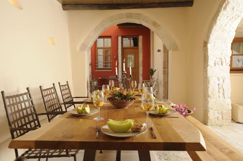 Veranda Rossa Suites image
