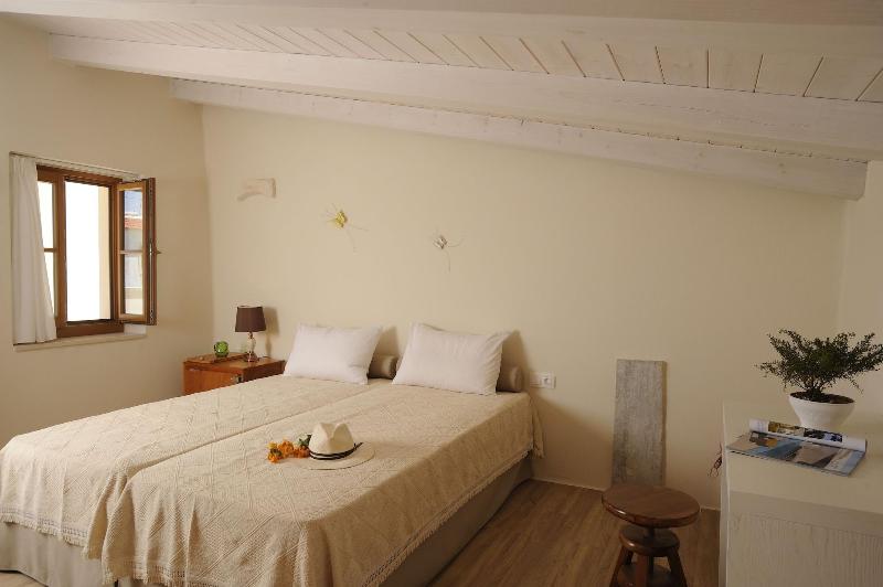 Veranda Rossa Suites image