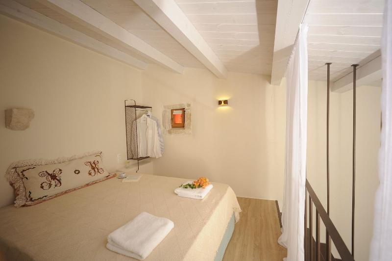 Veranda Rossa Suites image