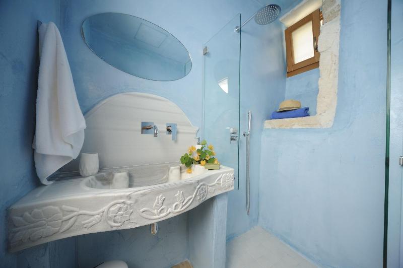 Veranda Rossa Suites image