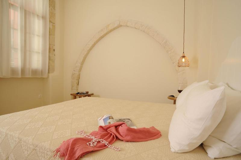 Veranda Rossa Suites image
