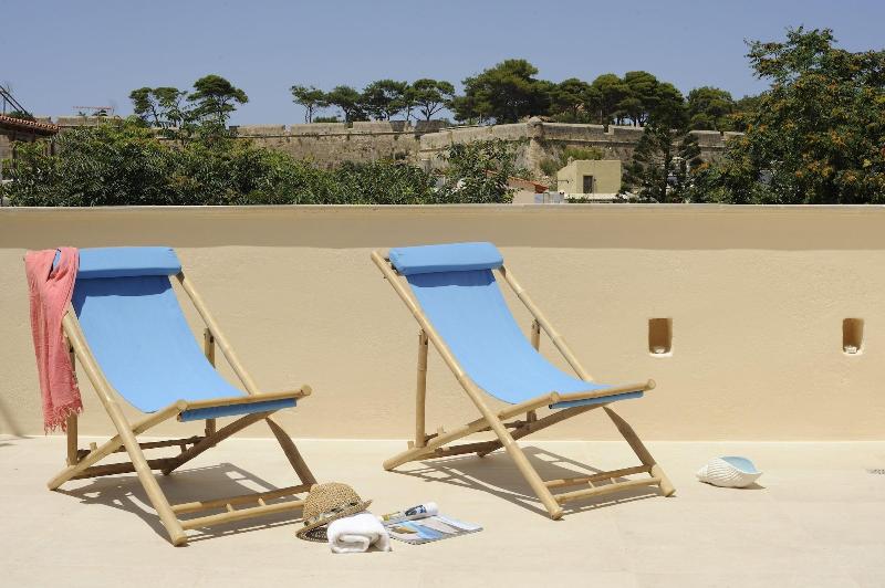 Veranda Rossa Suites image