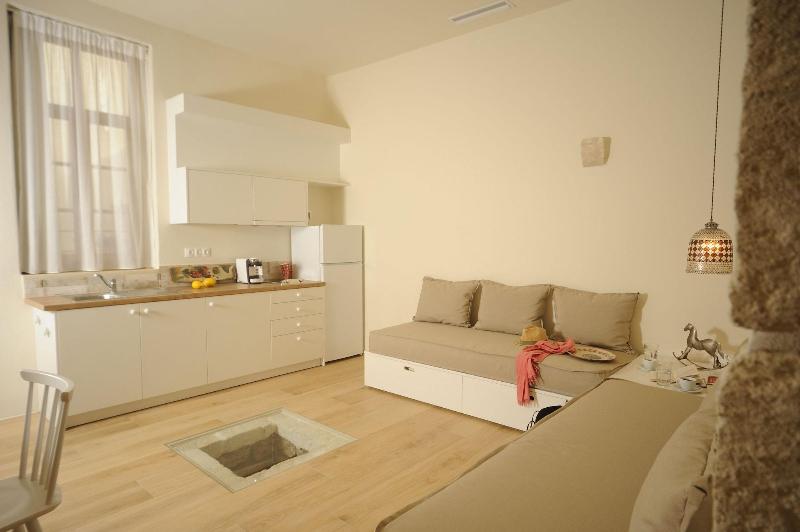 Veranda Rossa Suites image