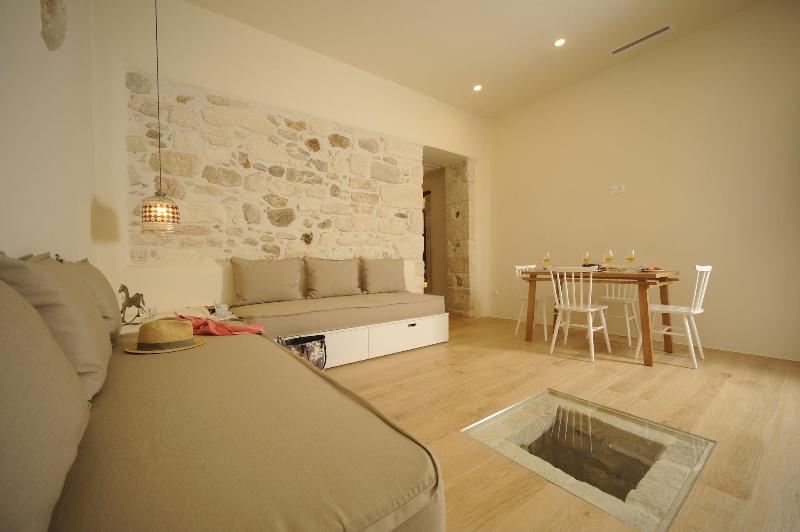 Veranda Rossa Suites image