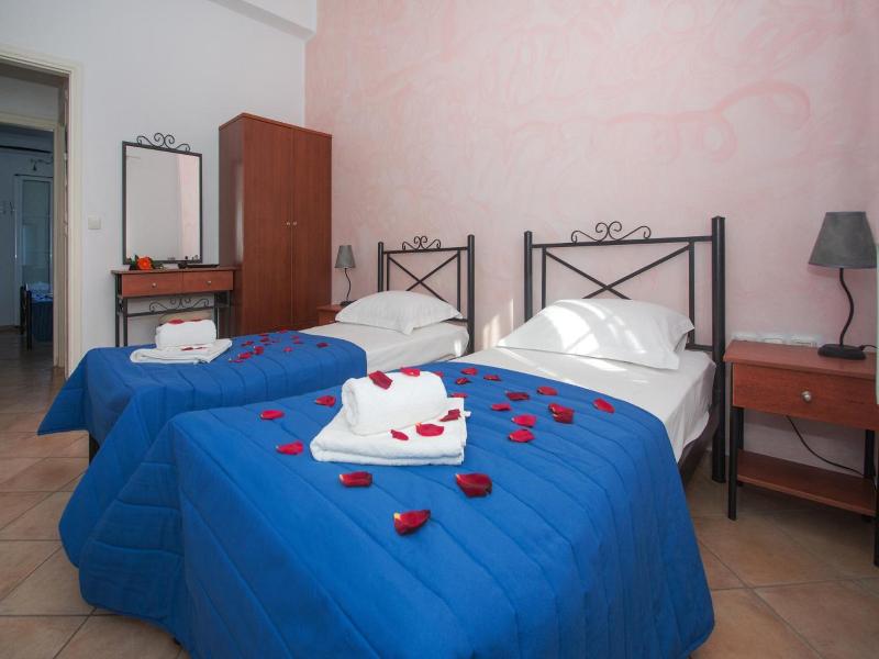 Pantonia Apartments image