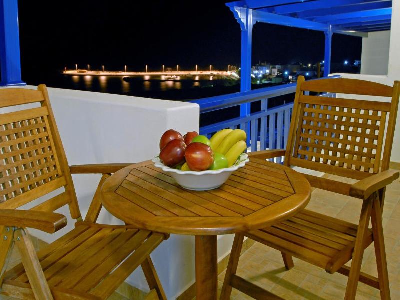 Pantonia Apartments image