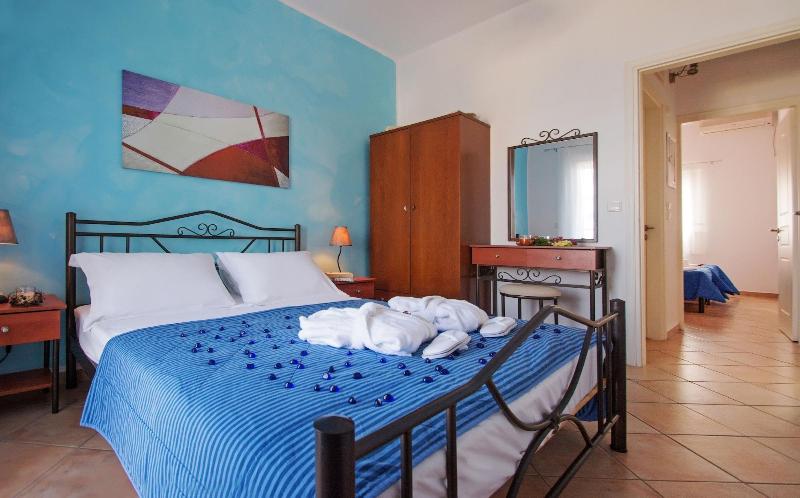 Pantonia Apartments image