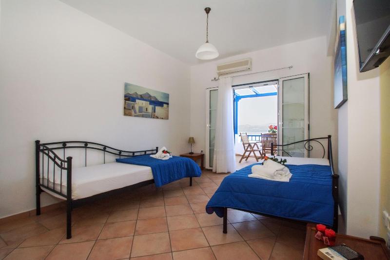 Pantonia Apartments image