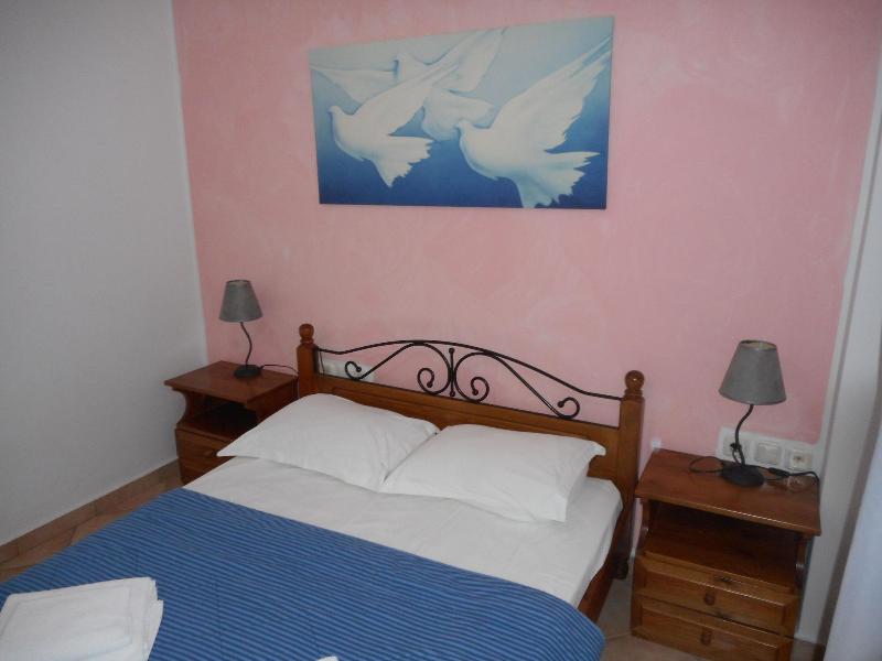 Pantonia Apartments image