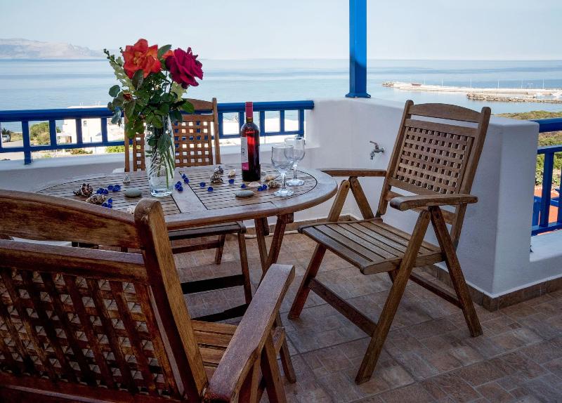 Pantonia Apartments image