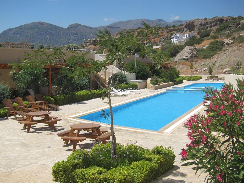 Lagada Bay Resort
