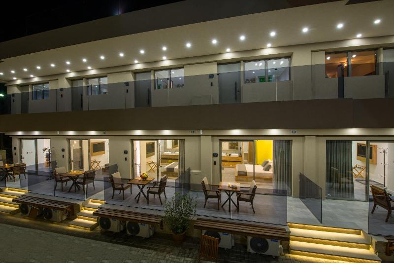 Lilium Luxury Suites - Adults Only image