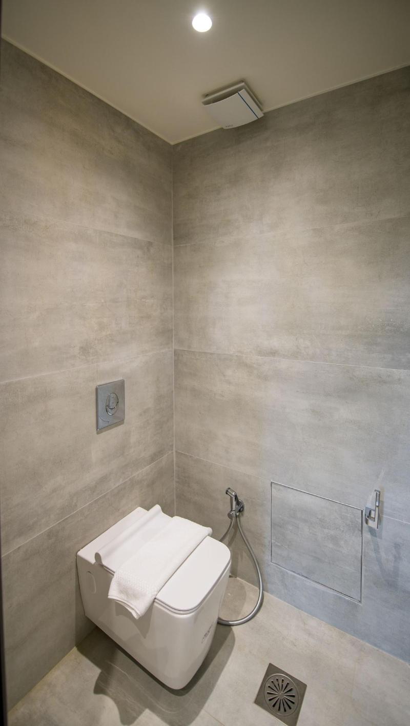 Lilium Luxury Suites - Adults Only image