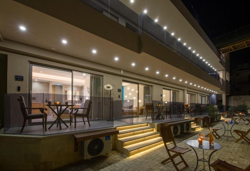 Lilium Luxury Suites - Adults Only image