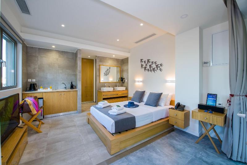 Lilium Luxury Suites - Adults Only image