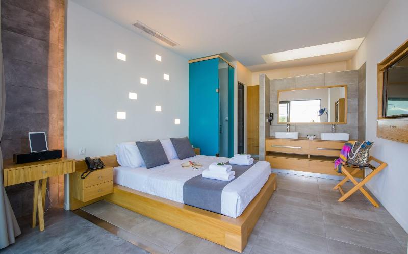 Lilium Luxury Suites - Adults Only image