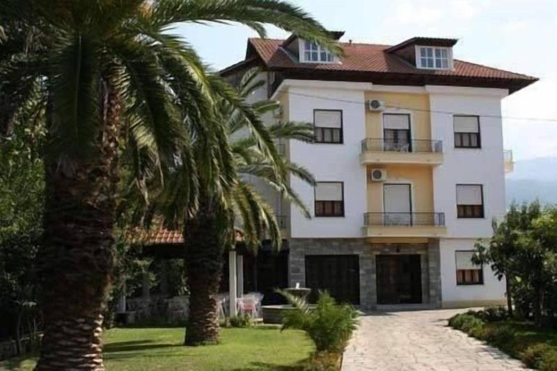 Hotel Vicky image