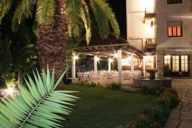 Hotel Vicky image