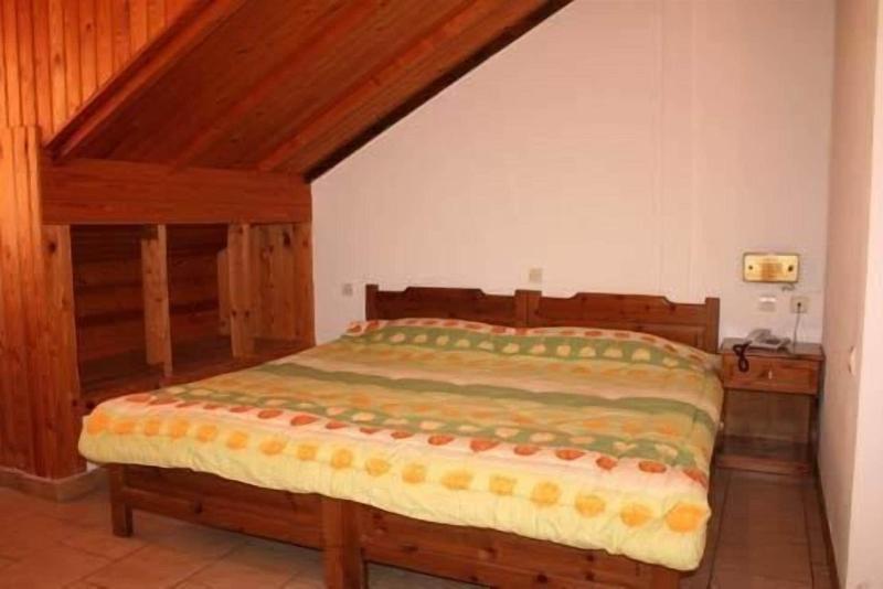 Hotel Vicky image