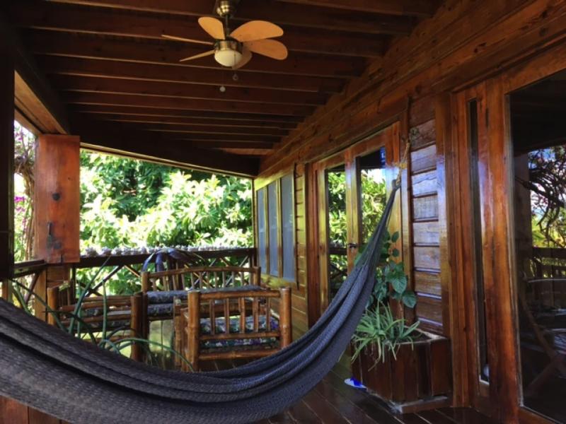 Roatan Bed & Breakfast Apartments image