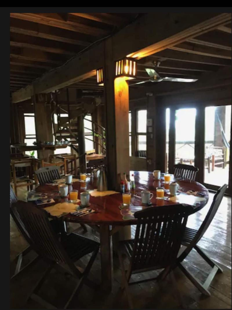 Roatan Bed & Breakfast Apartments image