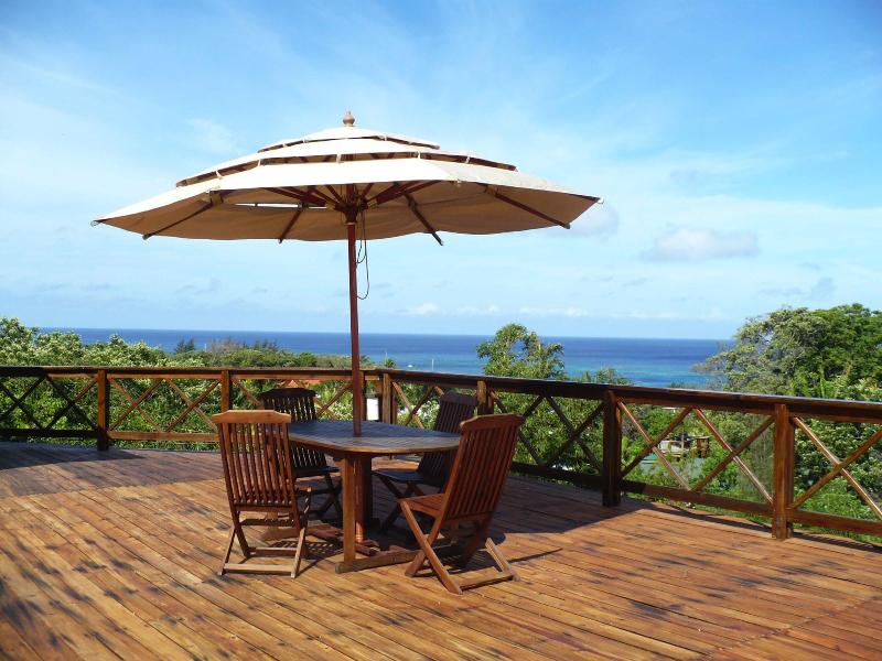 Roatan Bed & Breakfast Apartments image