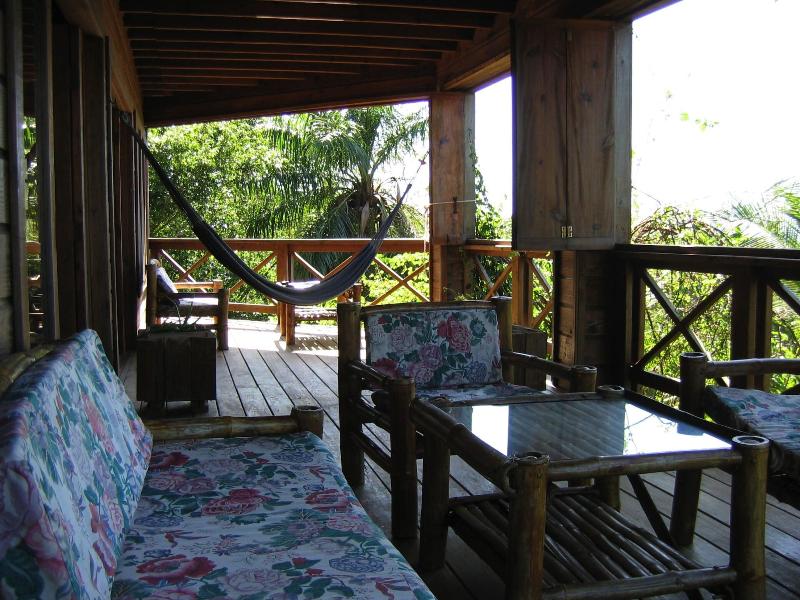 Roatan Bed & Breakfast Apartments image
