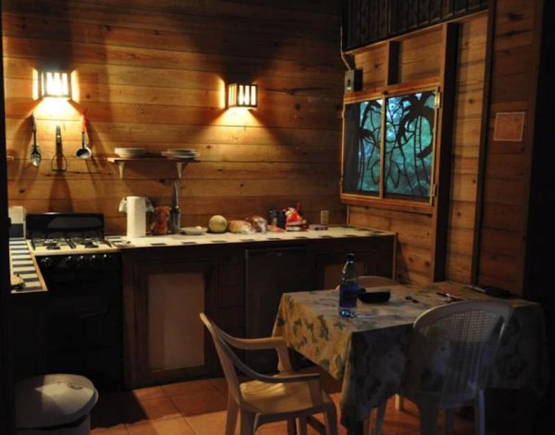Roatan Bed & Breakfast Apartments image