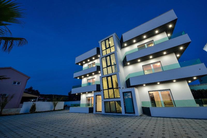 Boutique Apartments Ad Astra image