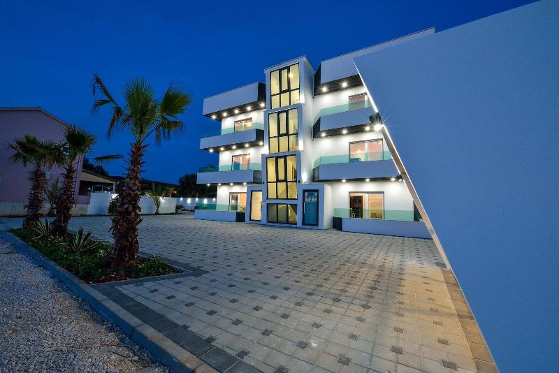 Boutique Apartments Ad Astra image