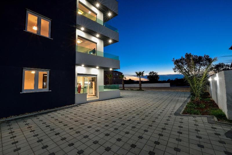 Boutique Apartments Ad Astra image