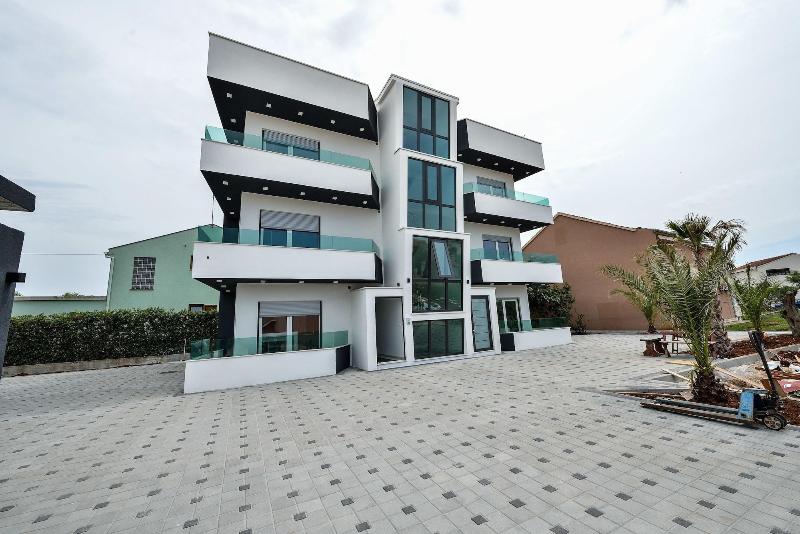 Boutique Apartments Ad Astra image