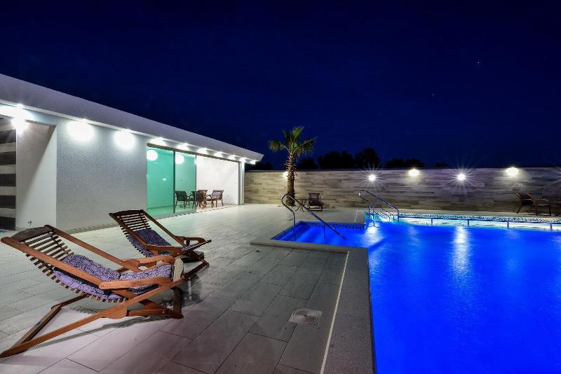 Boutique Apartments Ad Astra image